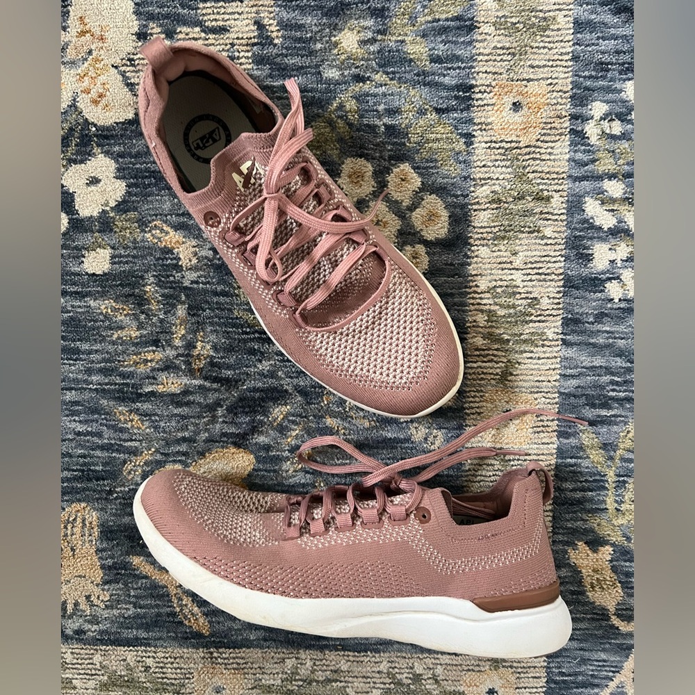 APL Techloom Breeze Sneaker
